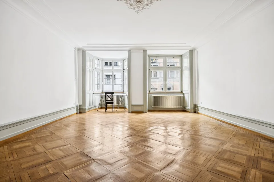 Representative 5-room office space in the old town of Schaffhausen – photo 9 of 16