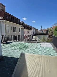 Casa di città ristrutturata nel 2018 – 4,5 camere, terrazza 61m², doppio garage – foto 11 di 14