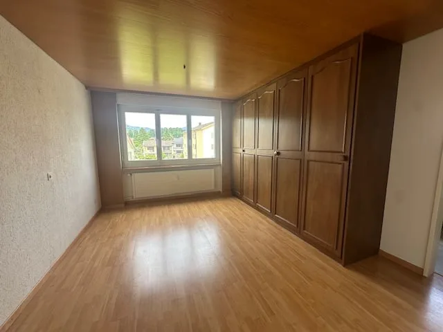 Appartamento attico attraente di 4 locali e mezzo in una zona residenziale tranquilla e soleggiata – foto 9 di 15