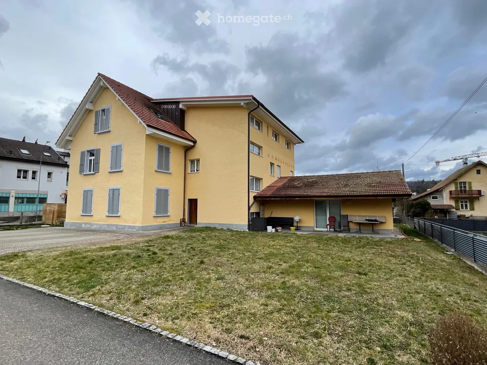 Bassecourt, Ribe 20 - 2.5-room apartment - Attic