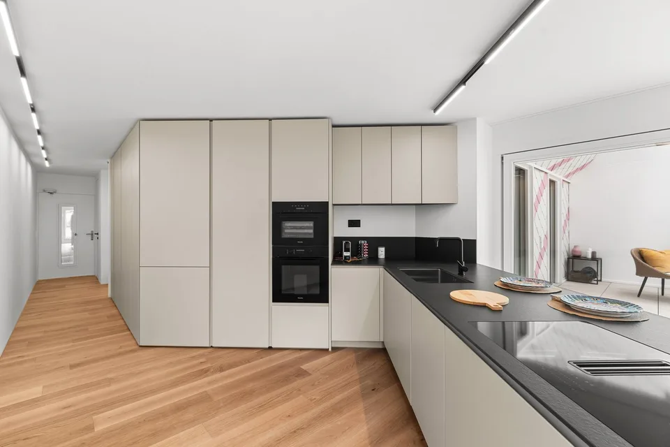 *Reserviert* Stilvoll wohnen an sonniger Hanglage – Foto 2 von 11