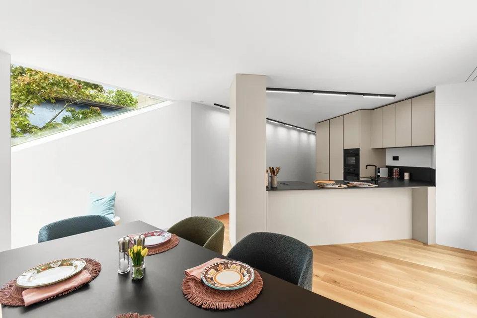 *Reserviert* Stilvoll wohnen an sonniger Hanglage – Foto 3 von 11