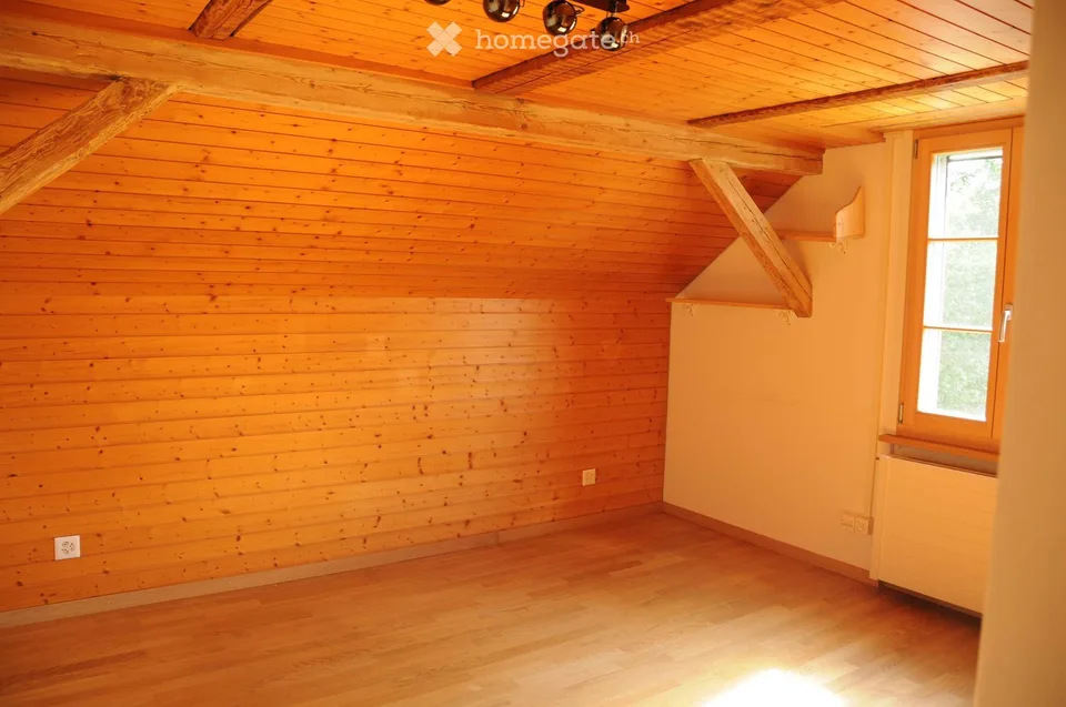 Maison de famille charmante de 7 pièces à Trüllikon – Disponible immédiatement !