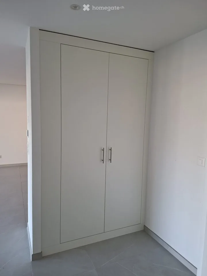 Zu vermieten in Saxon Apt 2.5 Zimmer - CHF 1'490.00 Nebenkosten inbegriffen