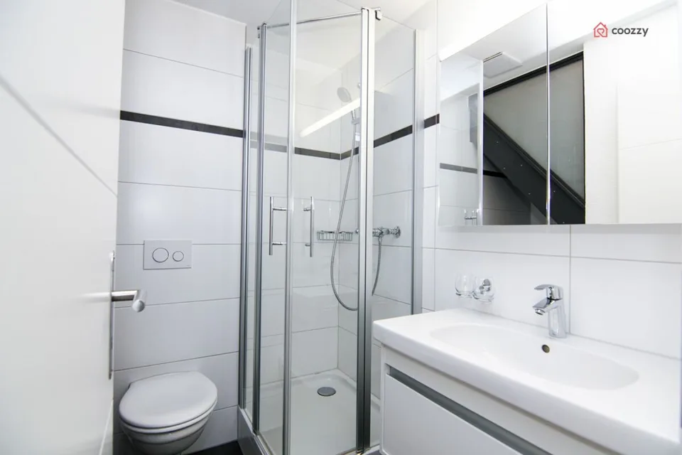 Appartement spacieux 4½ pièces avec des pièces annexes supplémentaires
