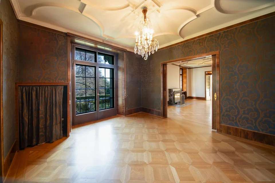 Herrschaftliche Villa mit Blick über den Zürichsee – Foto 3 von 8