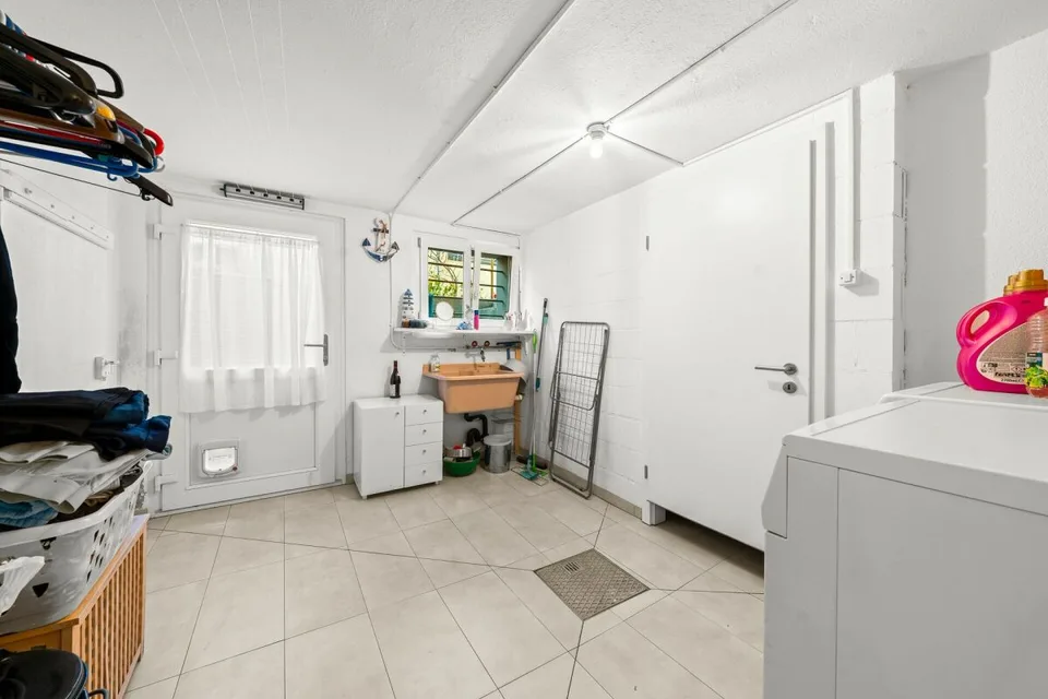 Grosszügige 4.5-Zimmerwohnung auf zwei Etagen mit Terrasse und Garten!