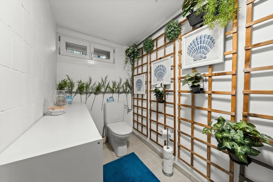 Grosszügige 4.5-Zimmerwohnung auf zwei Etagen mit Terrasse und Garten!