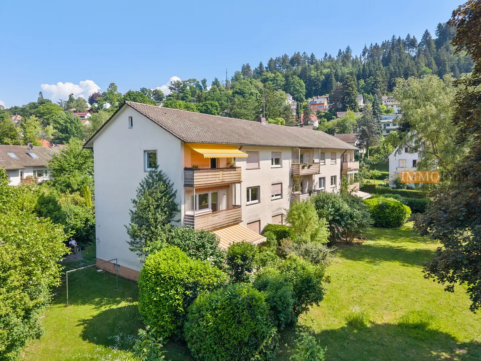 IMMORath.de - Bright 3-room apartment with balcony and green view in – photo 1 of 12