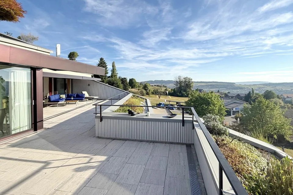 Posizione mozzafiato con vista lago: Appartamento di terrazza esclusivo di 4 ½ locali con terrazza da sogno di 90 m2 – foto 10 di 10