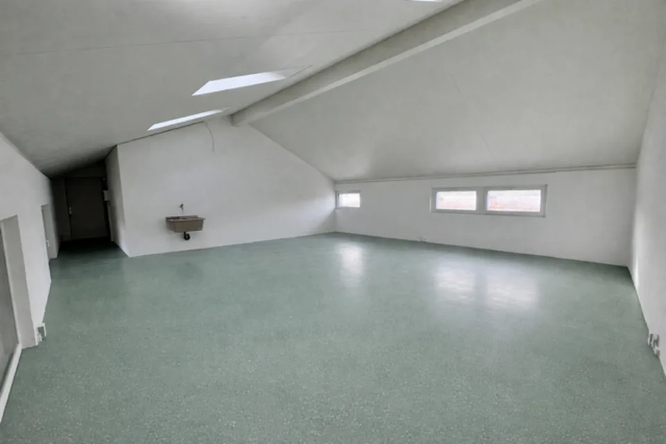 Gewerberaum im Dachgeschoss – Foto 5 von 6