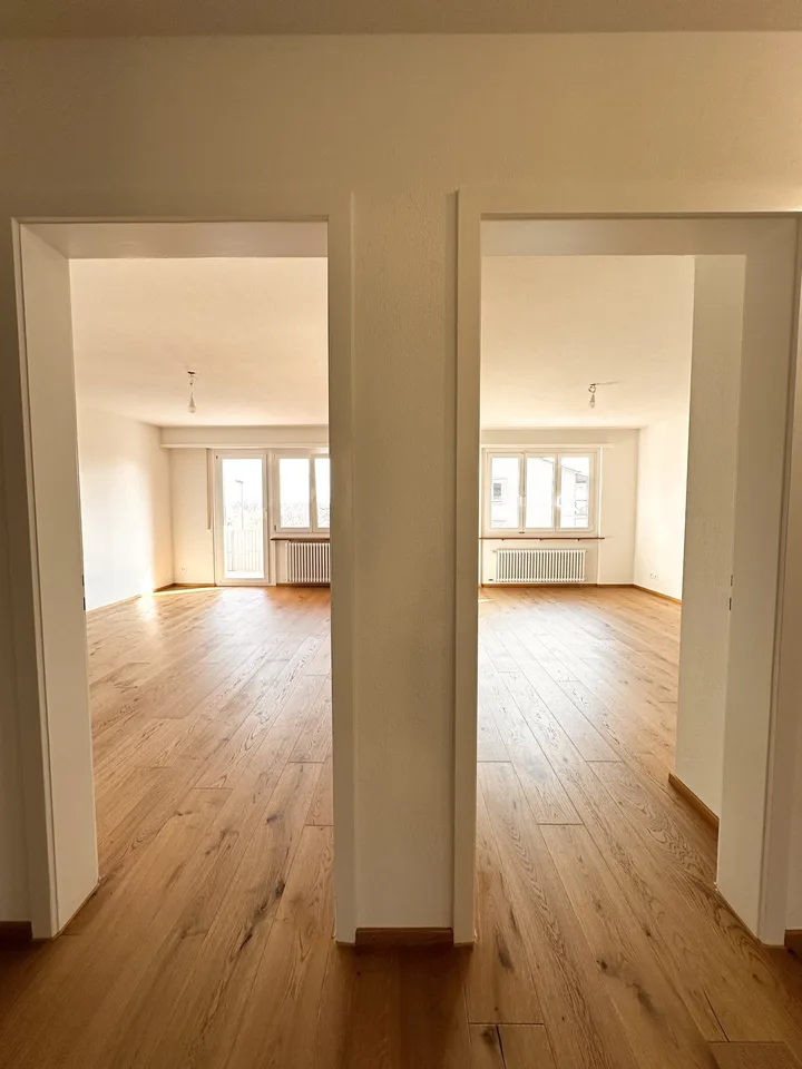 Primo affitto dopo ristrutturazione totale - Appartamento di 4,5 locali con balcone – foto 3 di 10