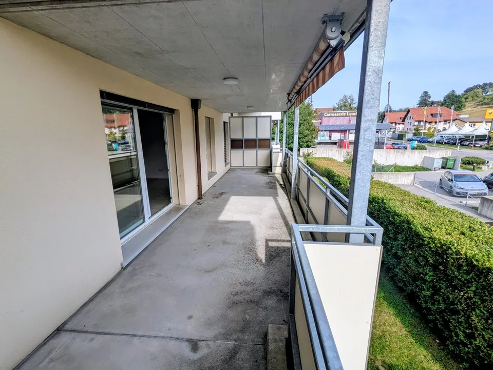 Appartement moderne 3.5 pièces à Leuzigen avec balcon spacieux – photo 6 sur 13
