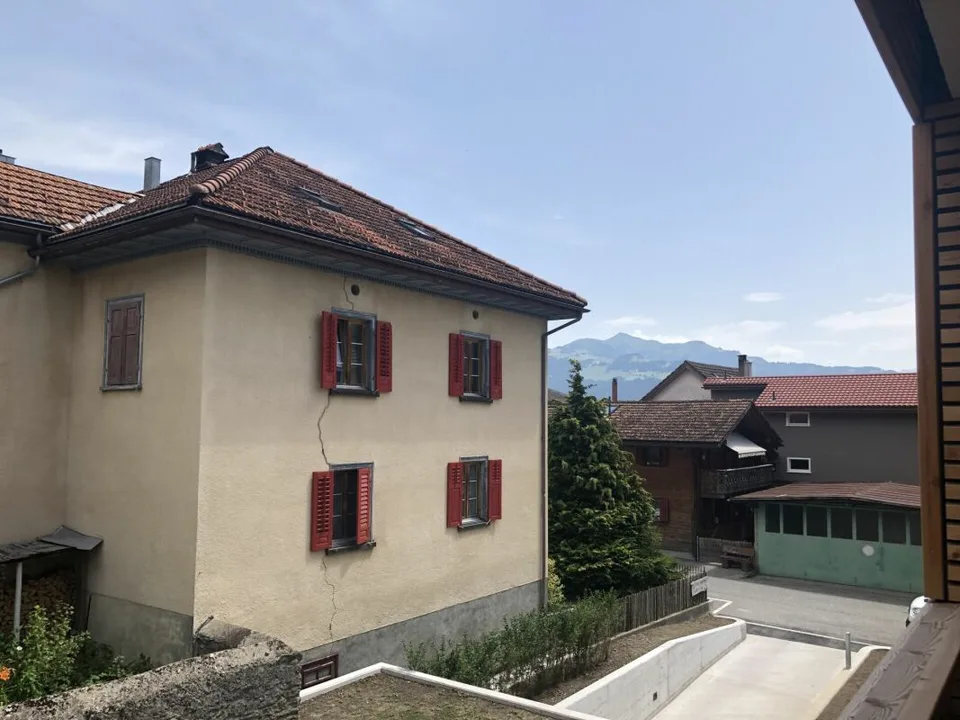 moderne 3.5-Zi. Wohnung im idyllischen Seewis