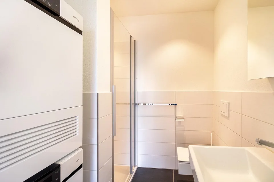 Bright 3.5-room attic apartment with large terrace