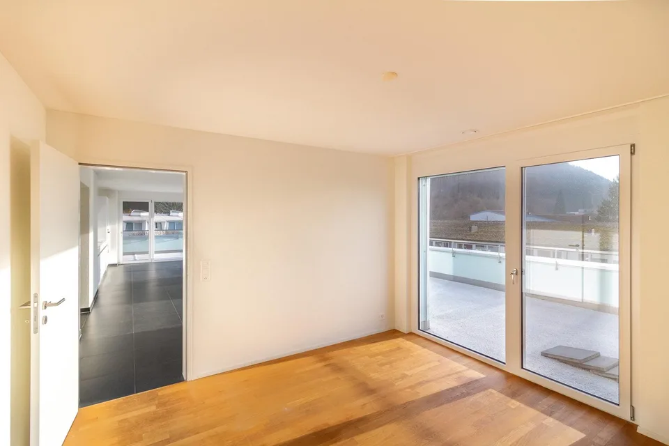 Bright 3.5-room attic apartment with large terrace