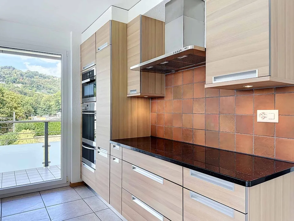 Spacieux Appartement de 4,5 pièces dans un environnement calme et verdoyant – Foto 24 von 31