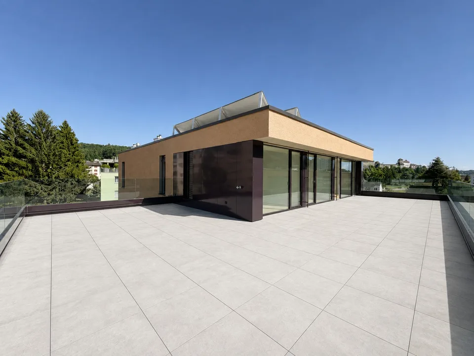 Modern 3.5-room attic apartments in Feldpark