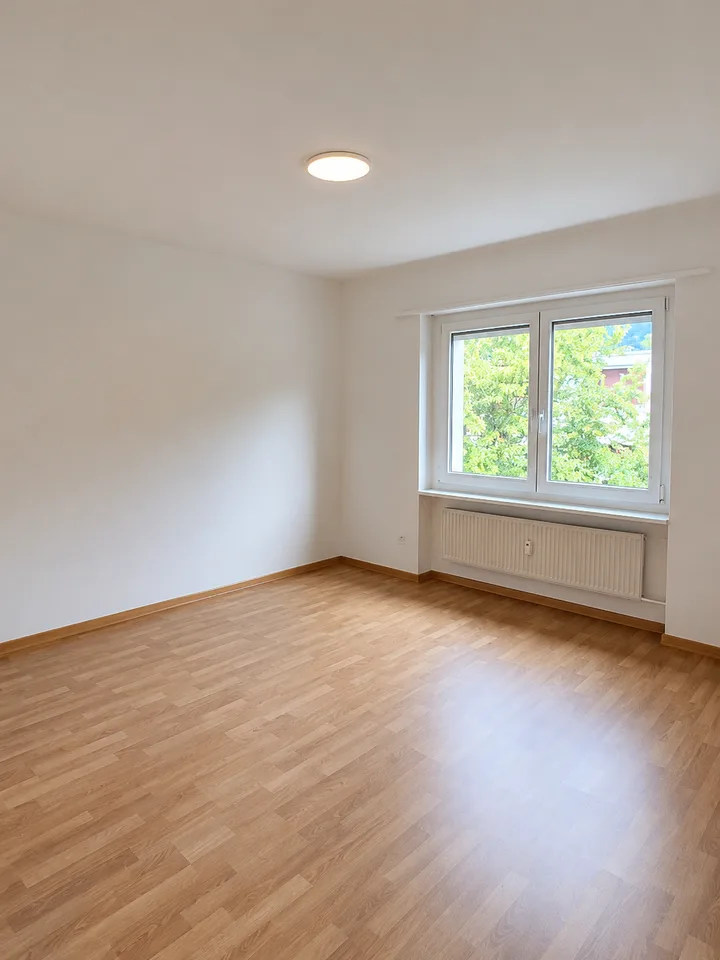 Appartement lumineux et spacieux de 4,5 pièces avec balcon ensoleillé à Granges – photo 4 sur 8