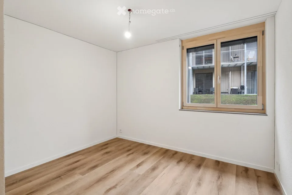 Erstvermietung – Wohnen am Sonnenberg: Moderne 5.5-Zimmer-Wohnung mit grosser Aussenfläche