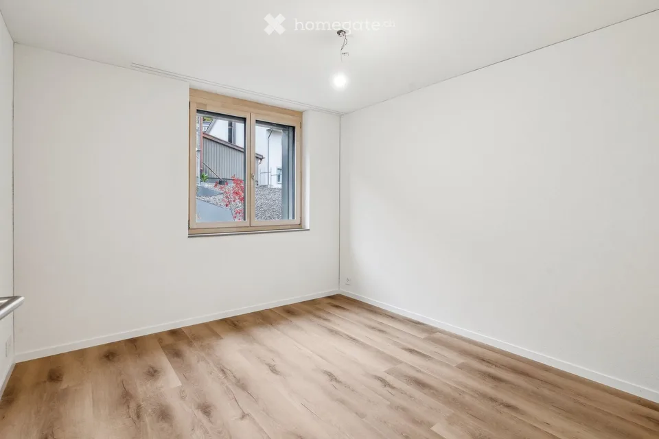 Erstvermietung – Wohnen am Sonnenberg: Moderne 5.5-Zimmer-Wohnung mit grosser Aussenfläche