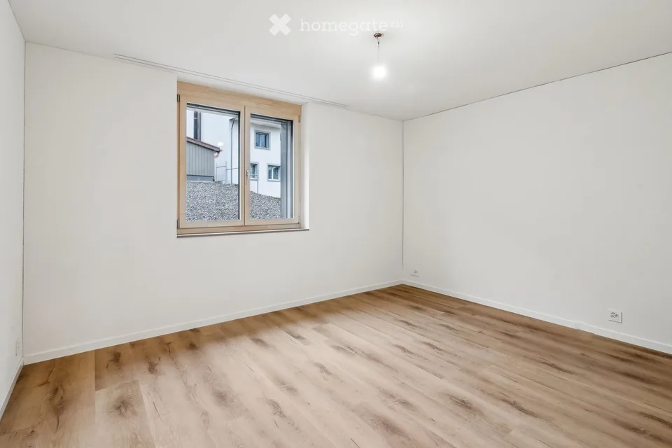 Erstvermietung – Wohnen am Sonnenberg: Moderne 5.5-Zimmer-Wohnung mit grosser Aussenfläche