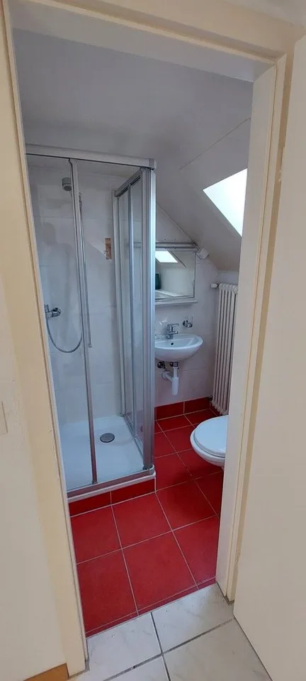 Delizioso appartamento di 2 locali in un quartiere tranquillo – foto 5 di 5