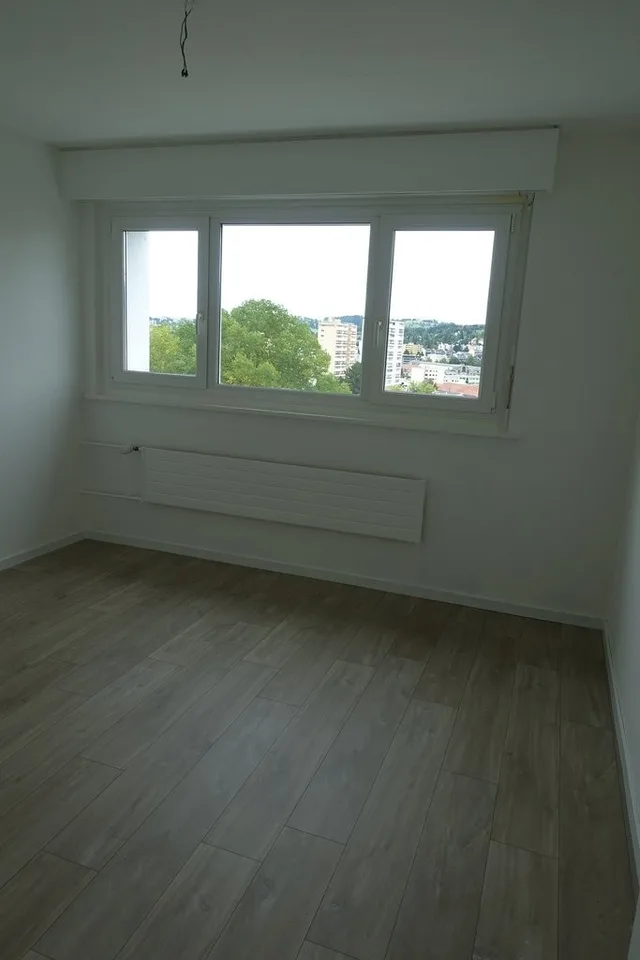 Bello appartamento di 3 pezzi - Quartier des Forges – foto 5 di 9