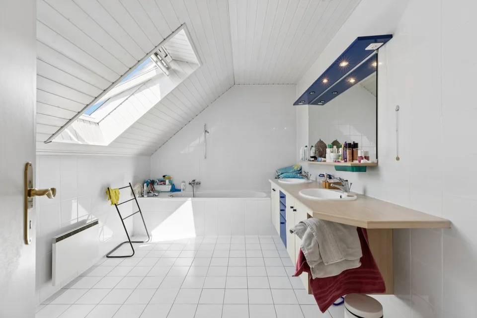 Schönes Dorfhaus – Foto 12 von 13