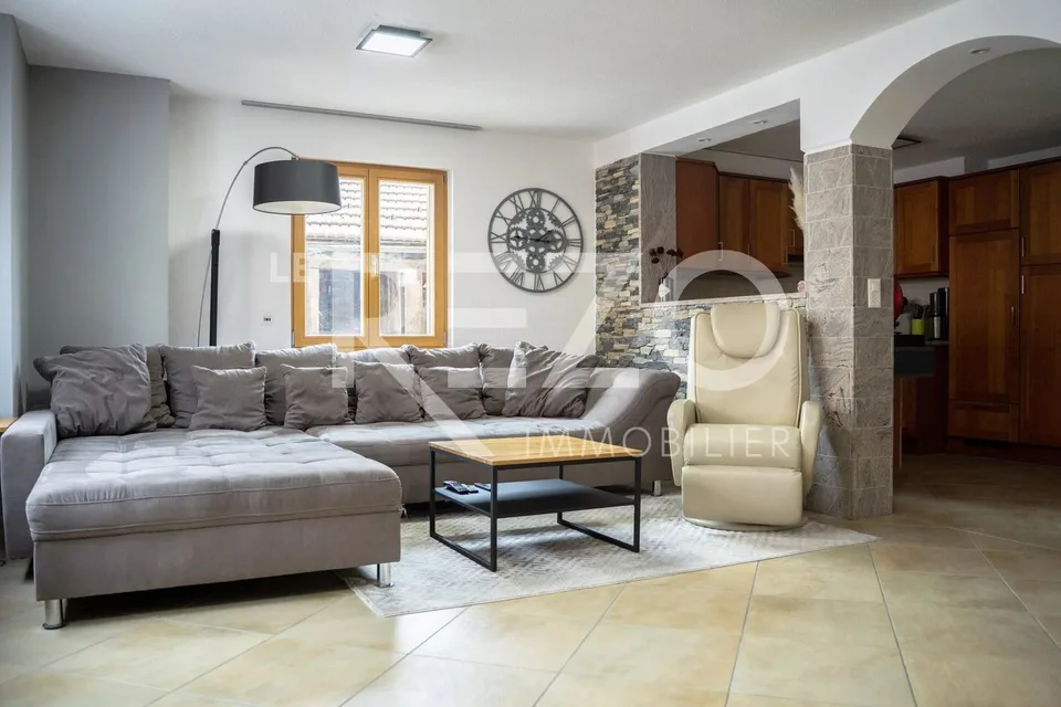 Casa di villaggio ristrutturata nel cuore di Chalais, VS – foto 3 di 13