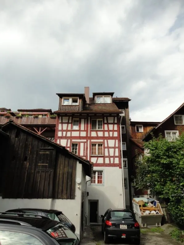2.0 Zimmer-Wohnung im 4.OG - ohne Lift