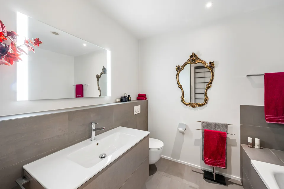 Appartement 3.5 pièces avec deux espaces extérieurs & beaucoup de qualité de vie – photo 11 sur 12