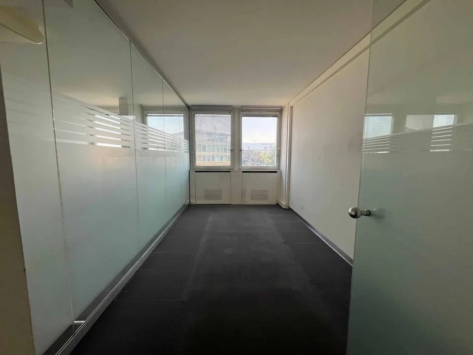Bureaux 367m2 - Centre-Ville - courte durée – photo 18 sur 24