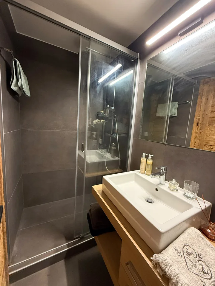 Saison 26/27. Verbier centre, Élégant appartement alpin avec vue panoramique – foto 10 di 17