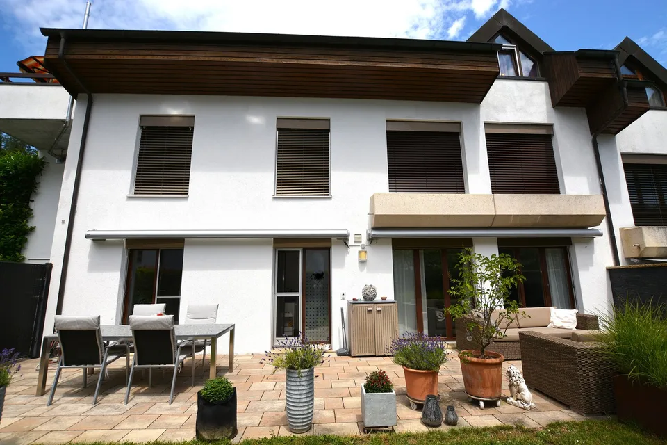 Wohnen wie im Einfamilienhaus - Moderne Maisonette-Wohnung mit gros...