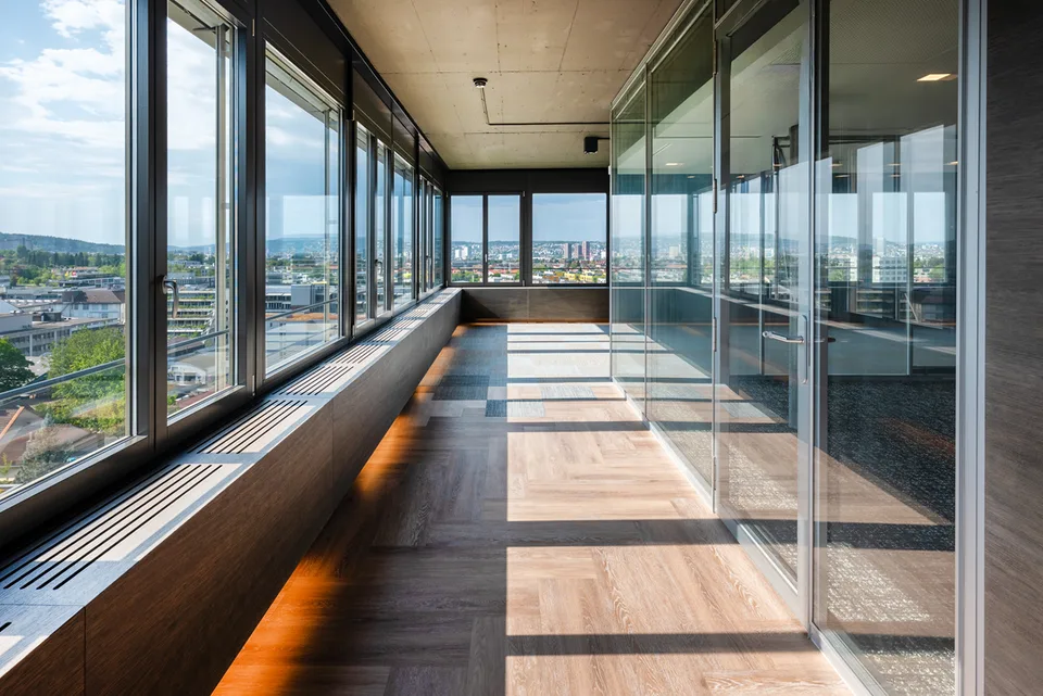 360° PENTHOUSE OFFICE – Foto 2 von 13