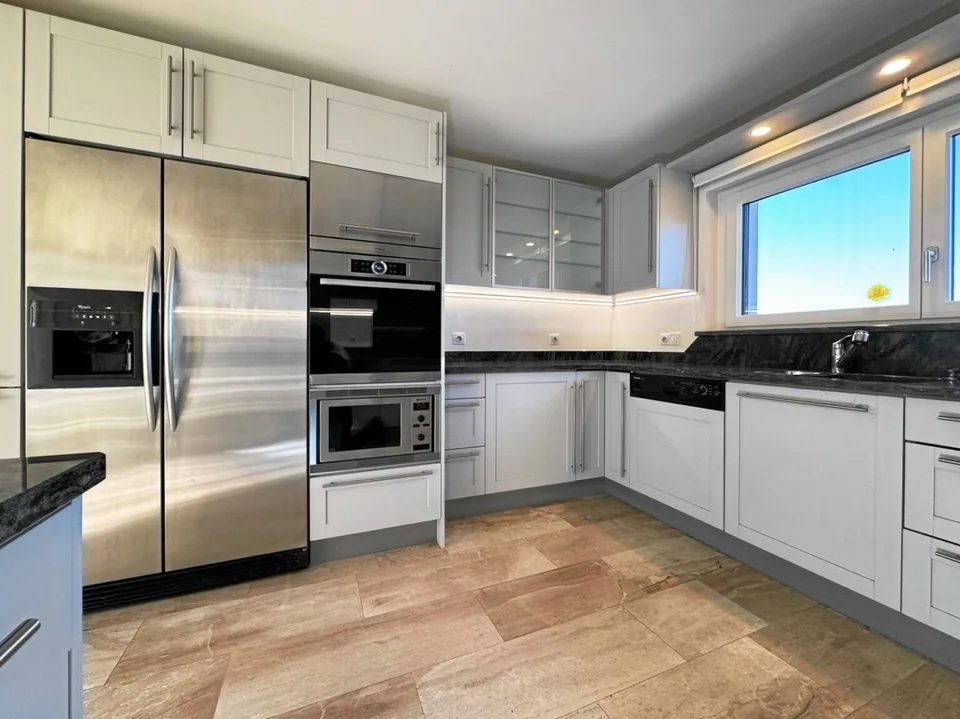 Réf: 11158 **** Leymen / frontière CH-Biel-Benken: Villa env. 220 m² – photo 3 sur 29