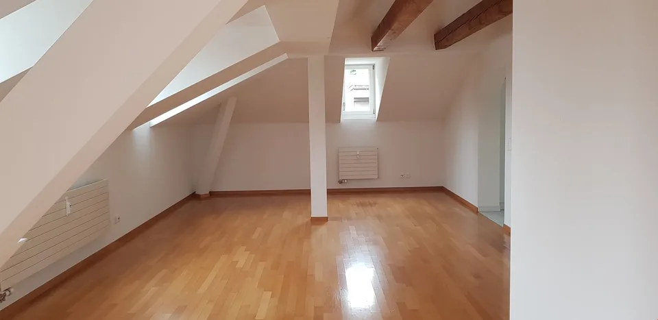 Charmante 3-Zimmer-Dachwohnung zu vermieten – Foto 7 von 10