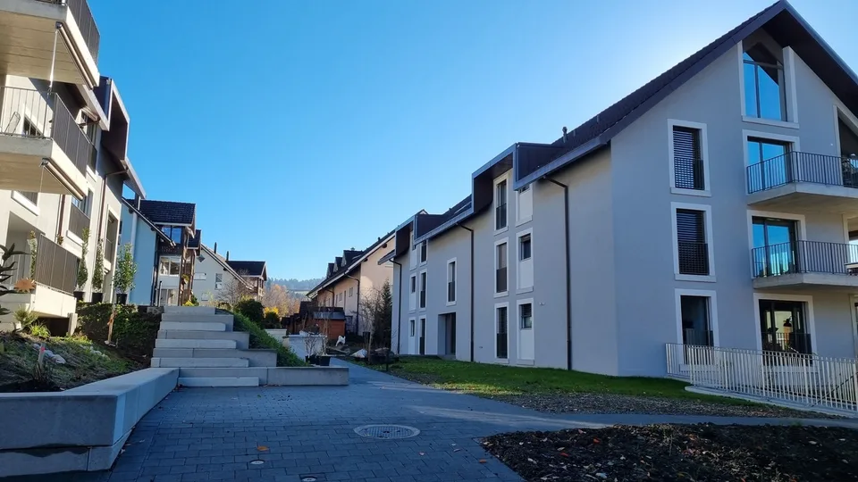 À louer à Zollbrück 2 ½ pièces appartement au rez-de-chaussée