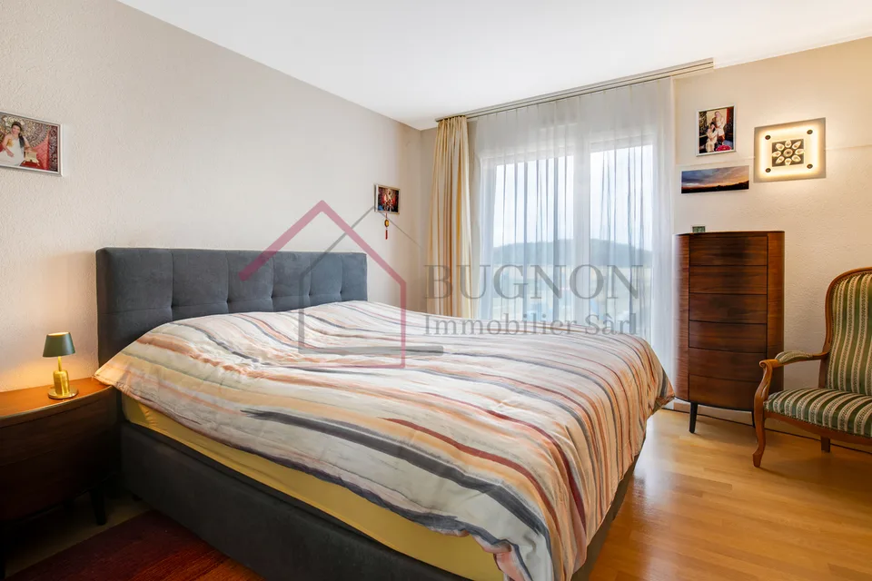 Spacieux appartement de 5,5 pièces au dernier étage avec grand balcon – photo 8 sur 13