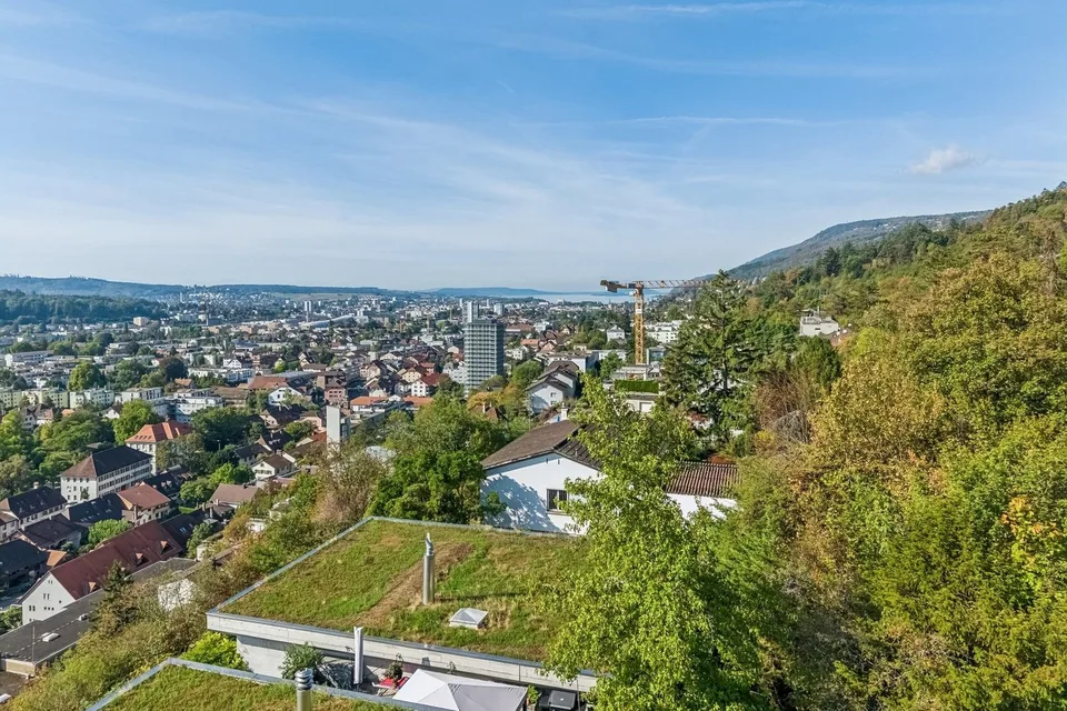 Exklusive Gelegenheit in Biel -- Unkonventionelles Architektenhaus, modulare – Foto 3 von 13