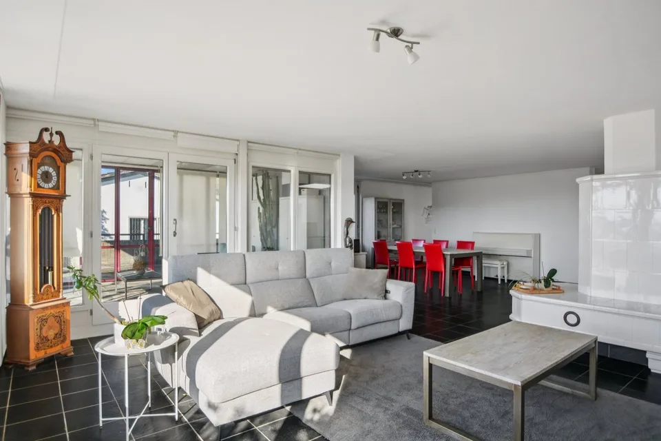 Exklusive Gelegenheit in Biel -- Unkonventionelles Architektenhaus, modulare – Foto 8 von 13