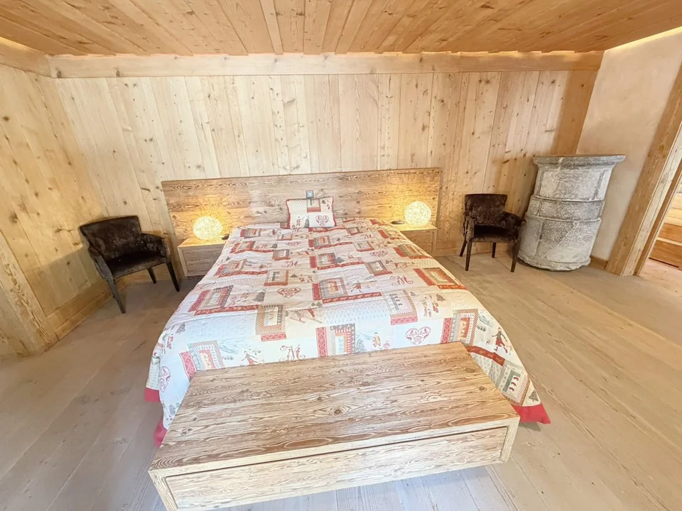 Superbe 4,5 Zimmer Wohnung, geräumig & hell - Hochwertig - Wellnessbereich - Gut gelegen (Ski-in/Ski-out)