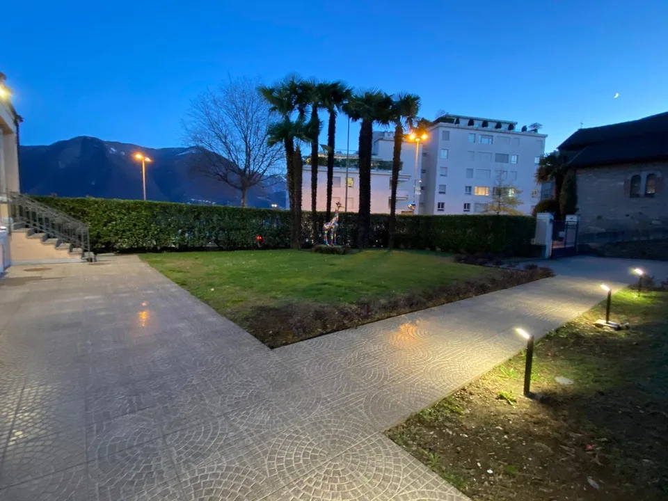 À louer mensuellement : Villa prête à l'usage au centre de Lugano avec importante vue sur le lac – photo 24 sur 28
