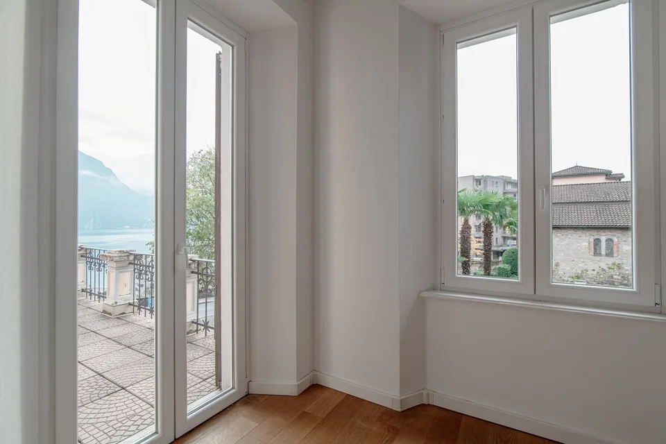 À louer mensuellement : Villa prête à l'usage au centre de Lugano avec importante vue sur le lac – photo 17 sur 28