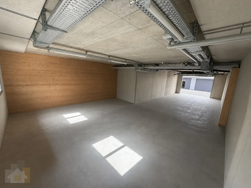 Neuwertige, beheizbare Lagerfläche mit 152 m² in Neukirch-Egnach – Foto 2 von 4