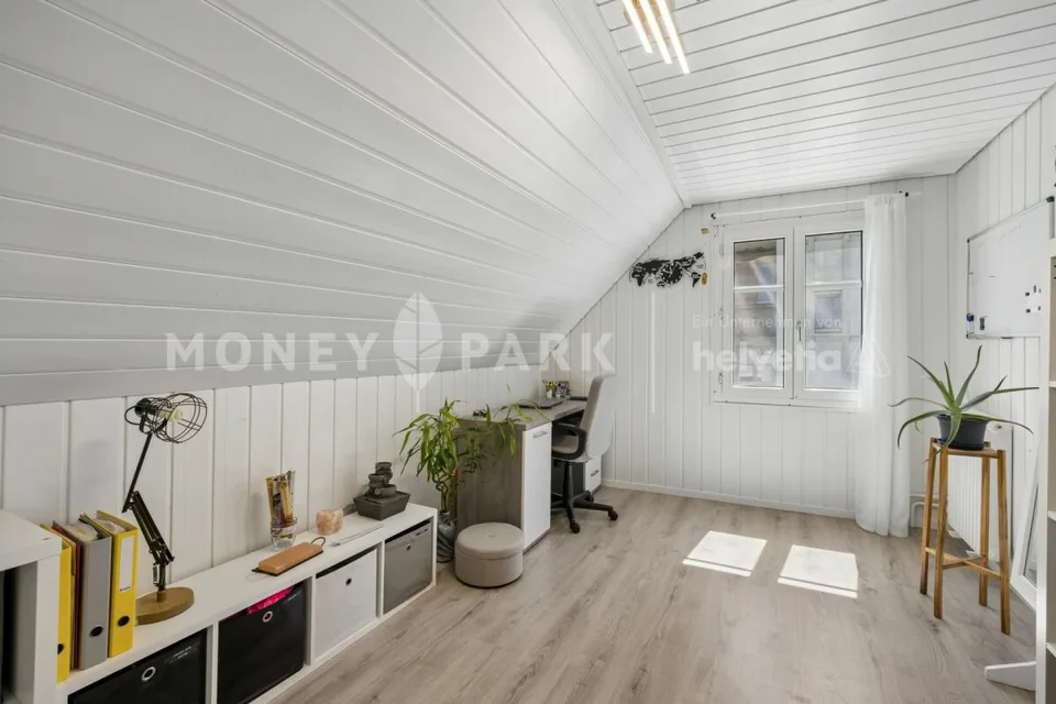 Casa unifamiliare affascinante con grande fienile e bel giardino – foto 7 di 10