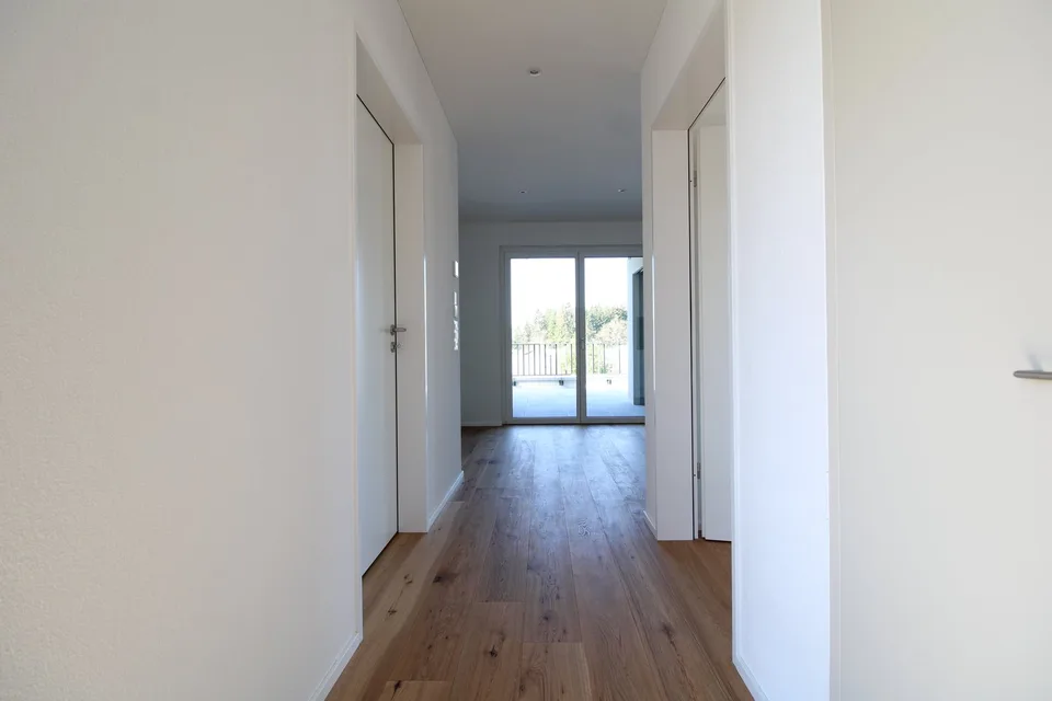 Appartement d'attique exclusif de 3,5 pièces dans un immeuble neuf