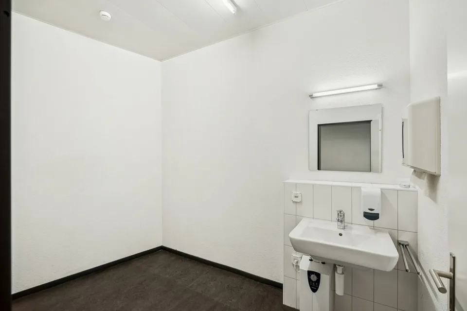 Attraktive 310 m² Gewerbefläche im Voltacenter – Foto 10 von 13