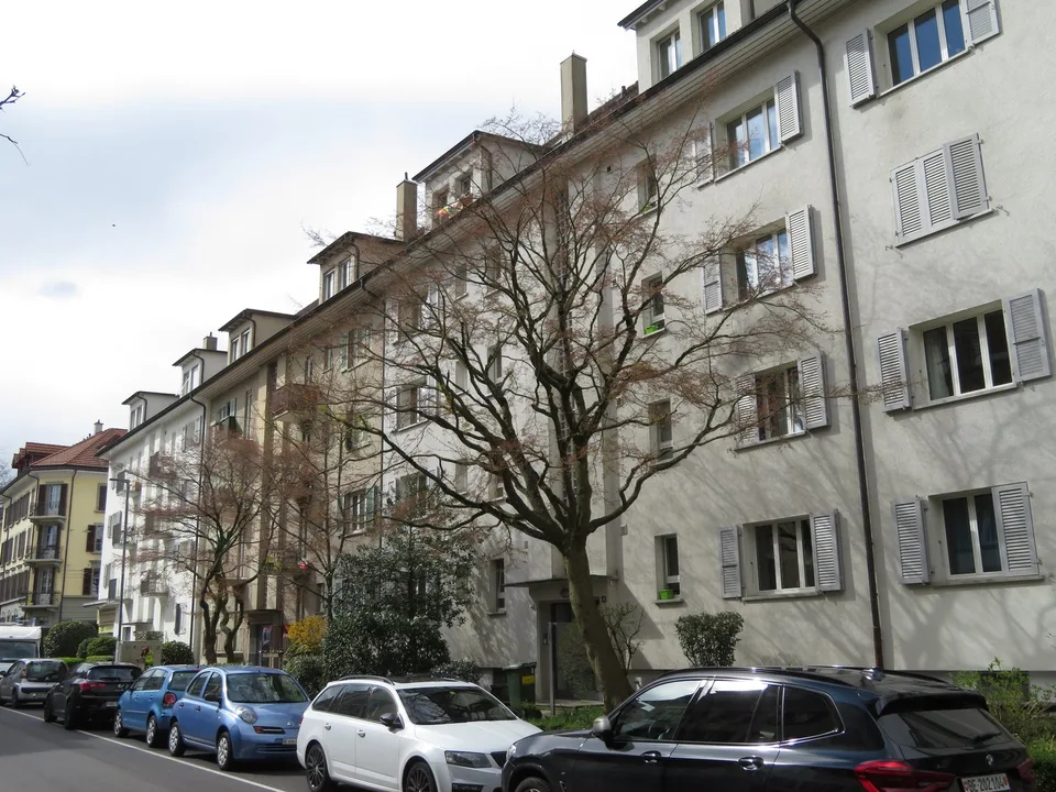 Ottimo appartamento di 3 camere a Breitsch con ascensore – foto 9 di 9